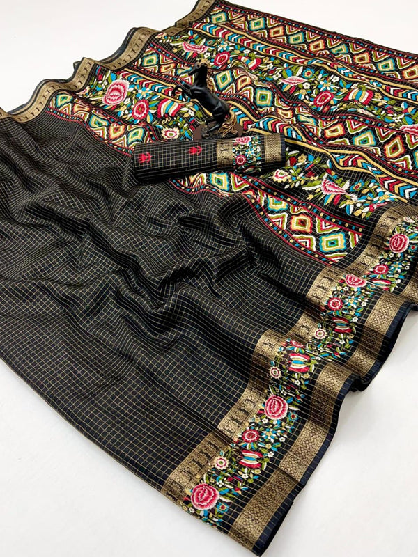 Dola Kota Checks With Border Tanjore Print - K07