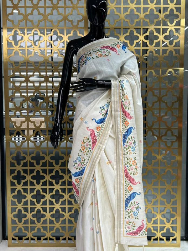 Tusser Cream Peacock - J04