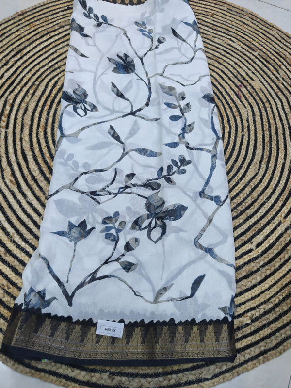 Linen Floral Black And White - J05