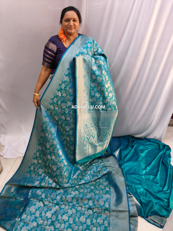 Vegan Soft Silk Saree Leaf Butta Rama Green
